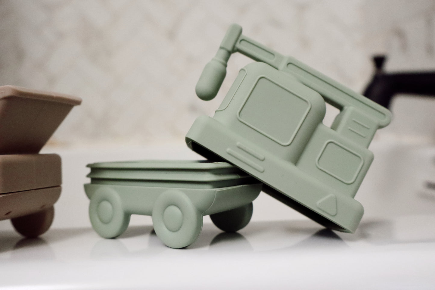 3pc Trucks Bath Toys